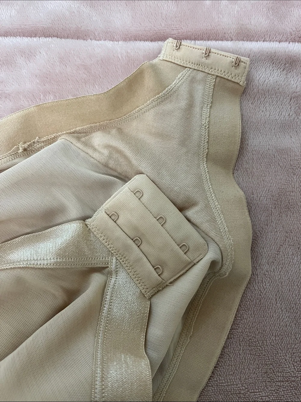 Maidenform Nude Beige Longline Shaping Bodysuit Built in Bra Body Shaper 36C NWT